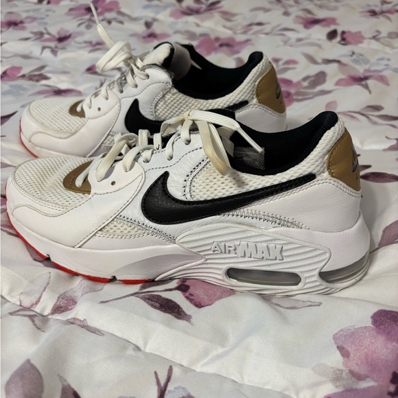 Nike Women's Air Max Sneakers in White, Black, and Gold - Picture 5 of 7